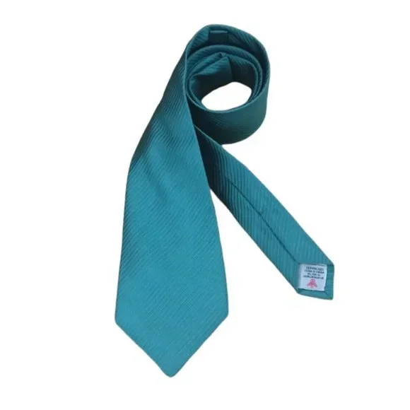 TURNBULL & ASSER Solid Green Silk Tie HANDMADE ENGLAND 57/ 3.6 EC